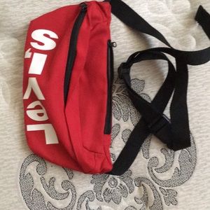 A small bag to go out brand new